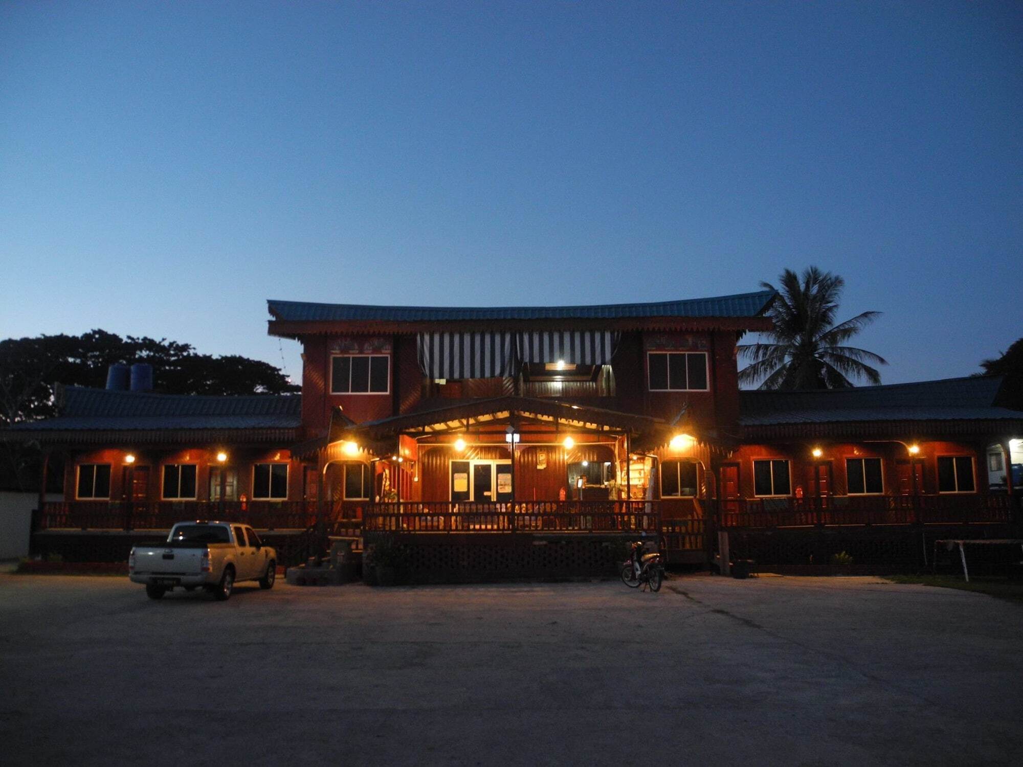 Arung Hayat Semporna Resort Buitenkant foto